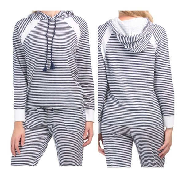 Splendid Tops - NWT Splendid Pullover Stripe Lounge Hoodie Athleisure Active XS